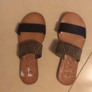 Dv8-Dolce Vita brand